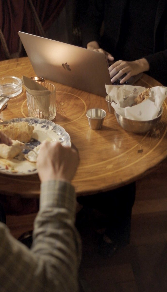 Working lunch at The Gunslinger's Hop — colonial round table